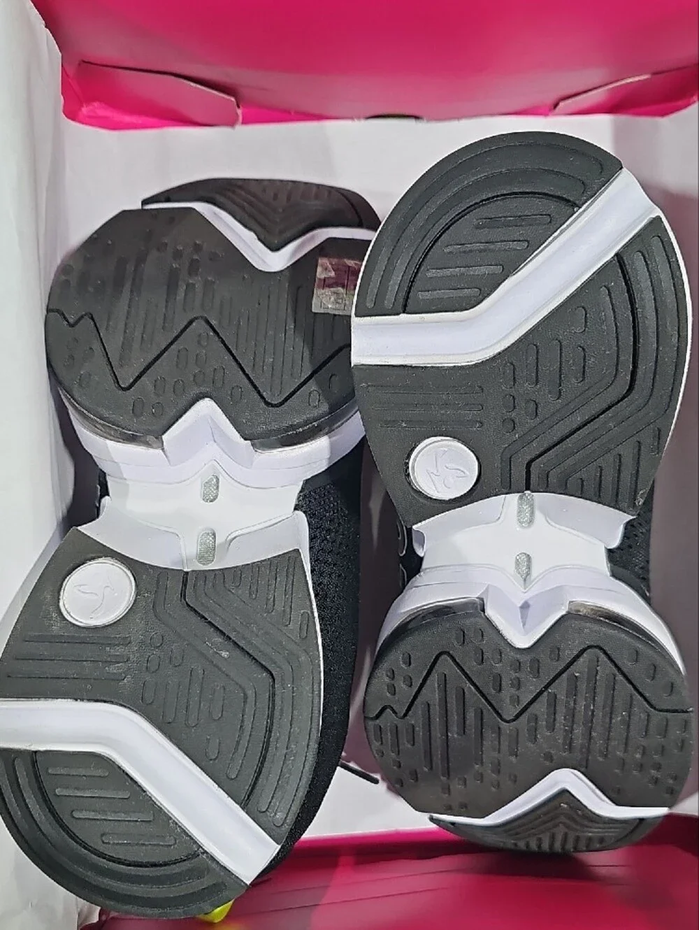 Zumba Air Stomp Funk 2.0-Black-9,9.5-NEW